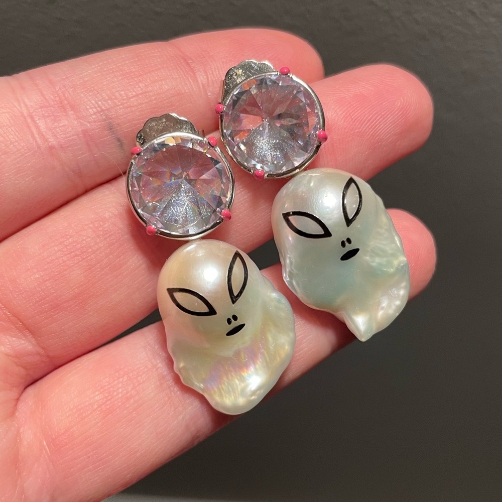 Alien Face Pearl Drop Earrings with Iridescent Crystal Studs Jiwinaia